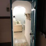 La Puerta Azul En El Corazón De
