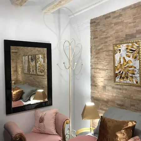 La Puerta Azul En El Corazon De