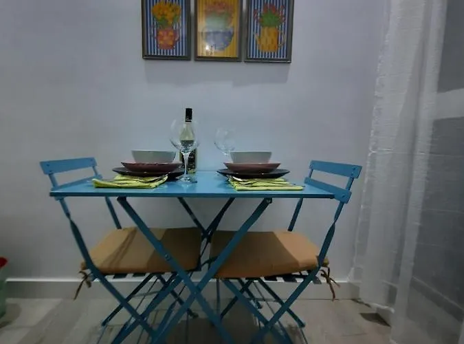 La Puerta Azul En El Corazon De Καντίζ